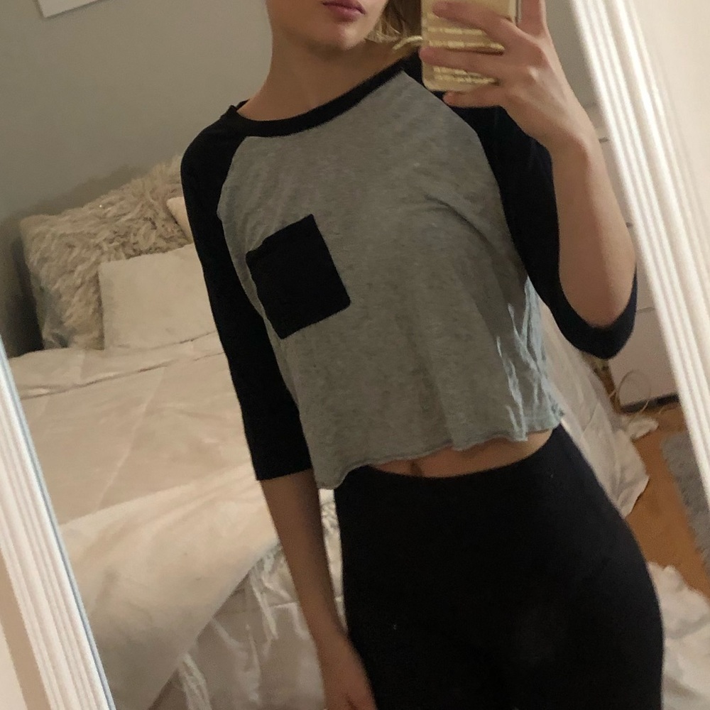 Cropped baseball tee - Picture 3 of 4